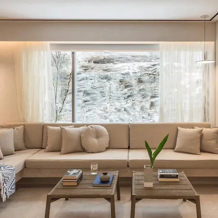 Senia Hotel 4*