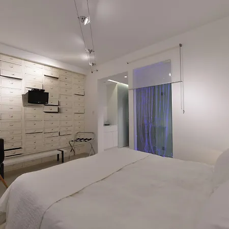 Senia - Onar Collection