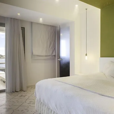 Senia - Onar Collection 4*