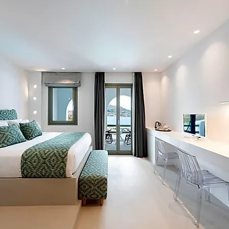 Senia Hotel Nausa