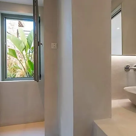 Senia Hotel