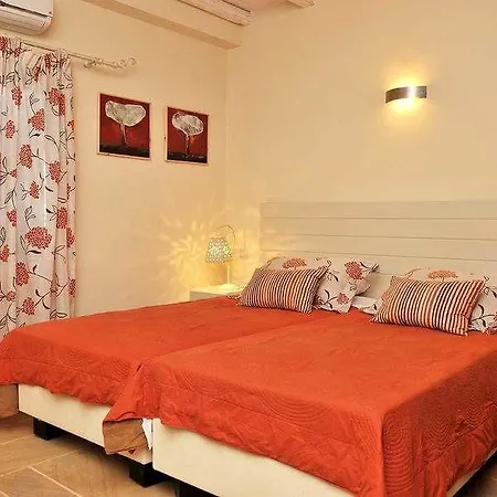 Hotel Senia