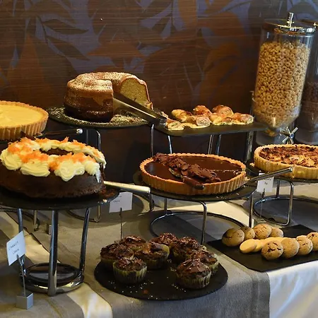 Senia ホテル ナウサ